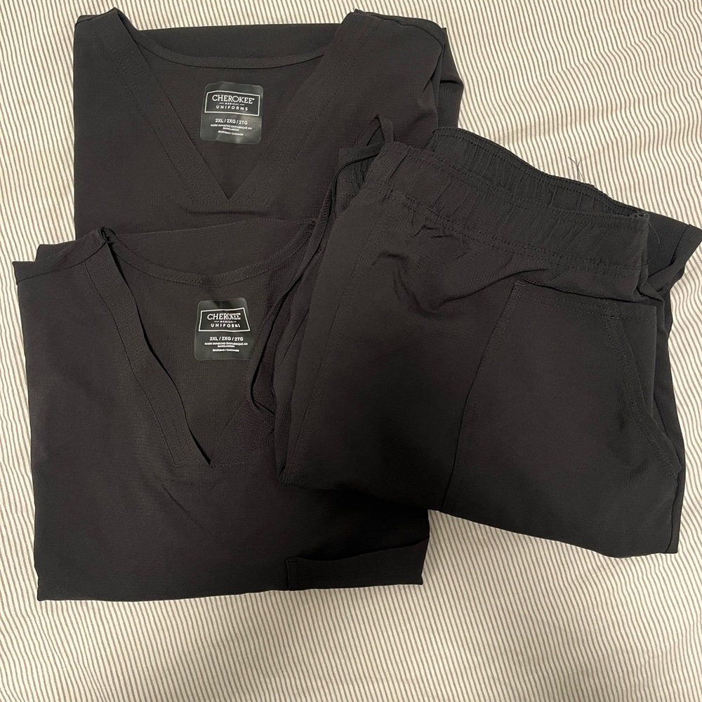 Cherokee Men's Scrubs